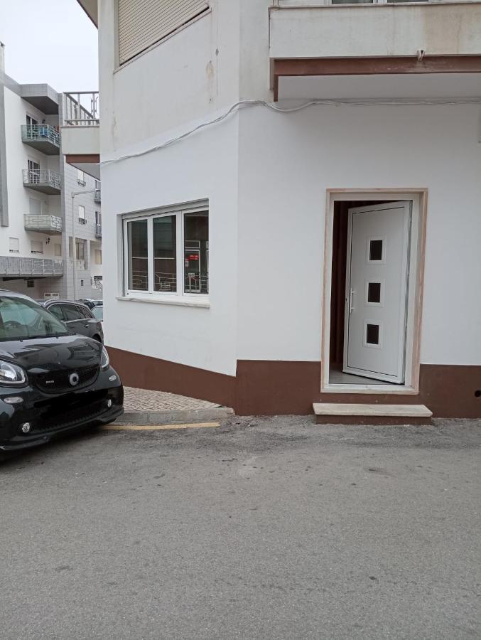 Apartamento T2 Salva-Vidas Nazaré Buitenkant foto